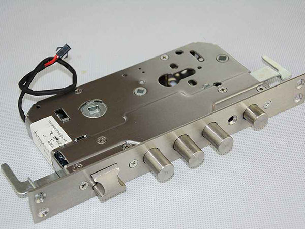 天涯24小时上门开锁公司